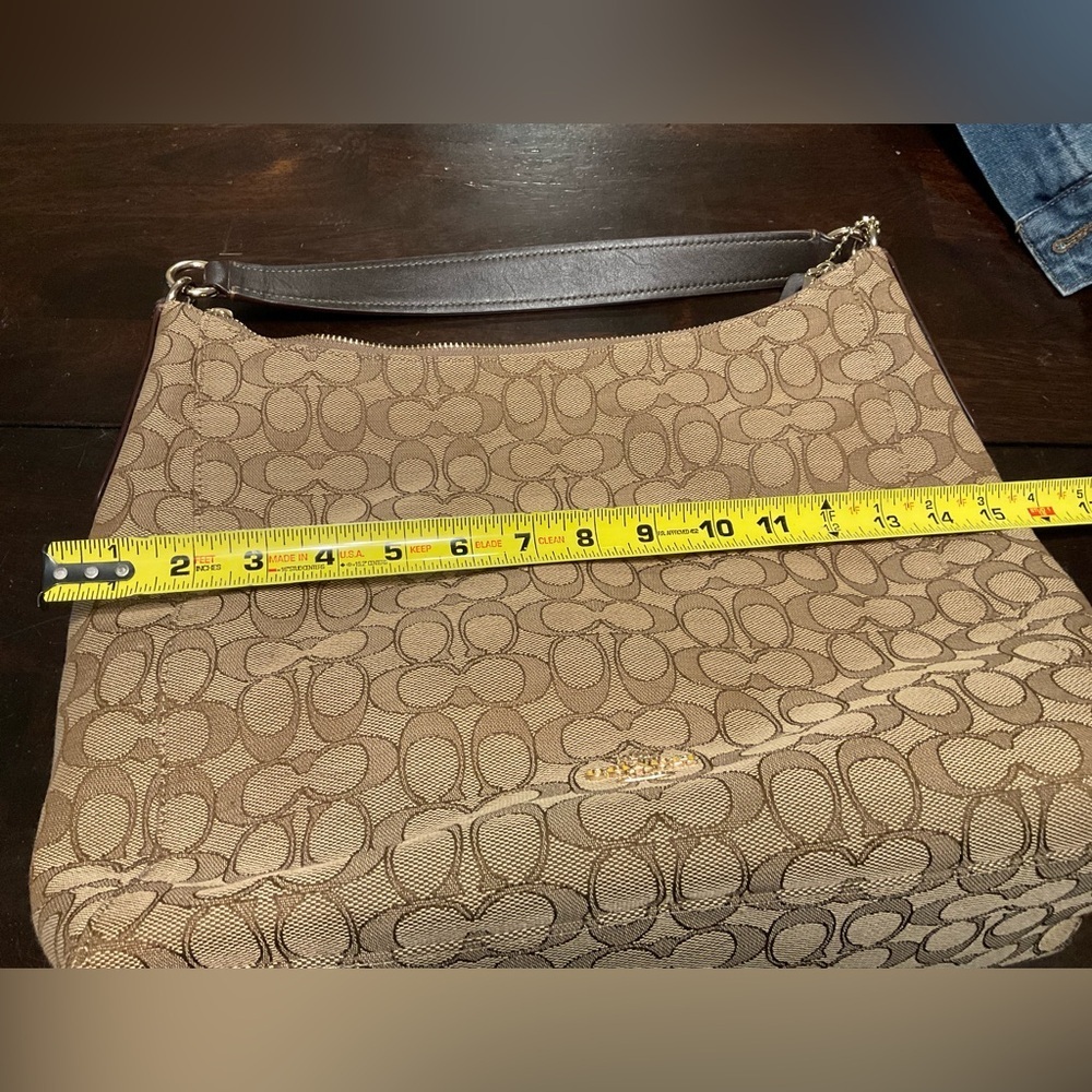 Coach Brown & Tan Signature Logo Shoulder Purse with extending strap   - Picture 5 of 12